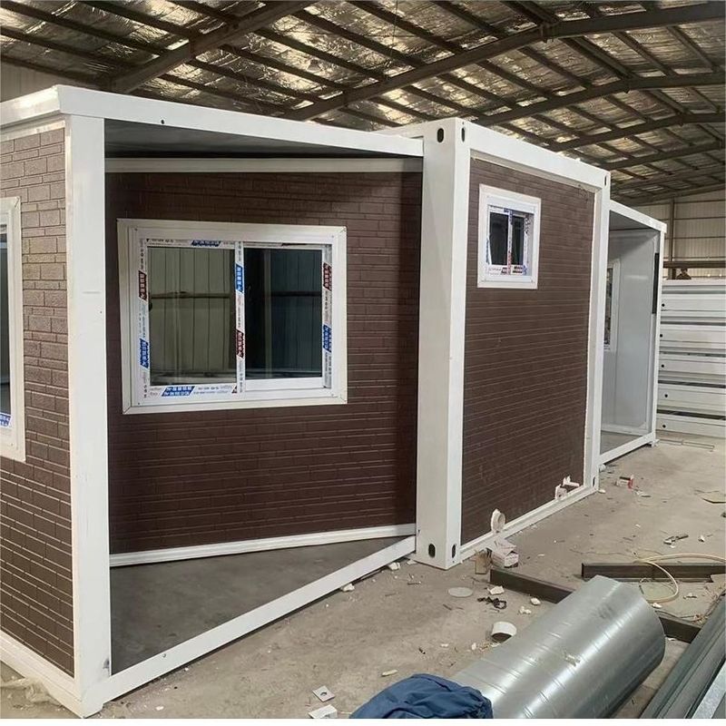 Brande 20/40Ft εκτάσιμο Prefab σπίτι 5 εμπορευματοκιβωτίων φορητά σπίτια εμπορευματοκιβωτίων εγχώριας αποθήκευσης εμπορευματοκιβωτίων κρεβατοκάμαρων